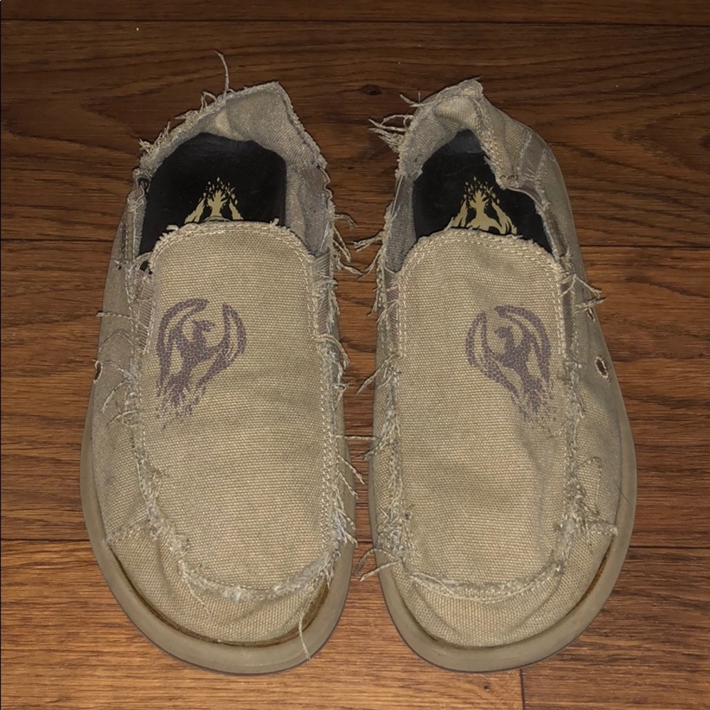 Skechers slip ons